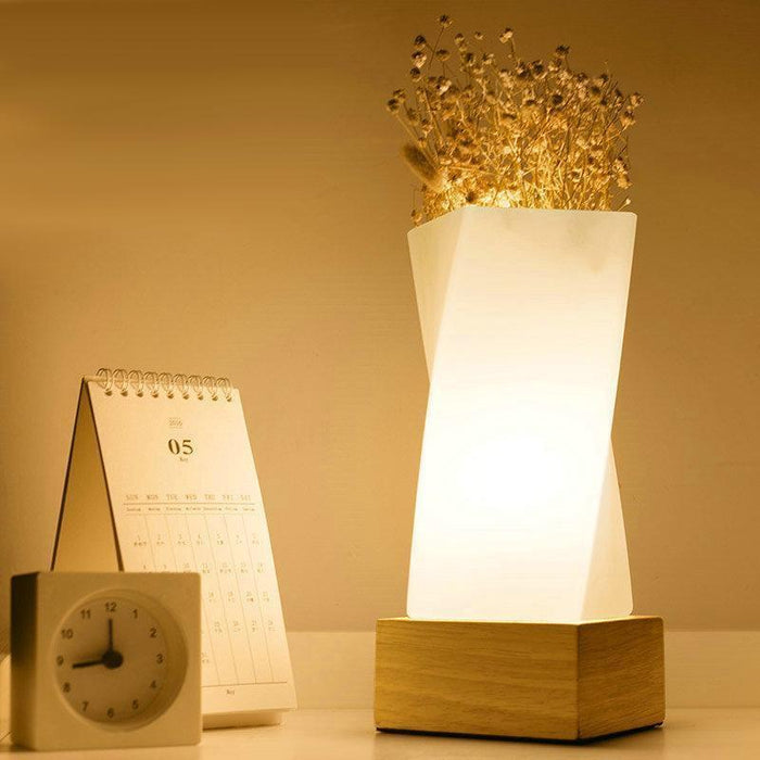 decoramo Lull - Modern Twist Desk Lamp