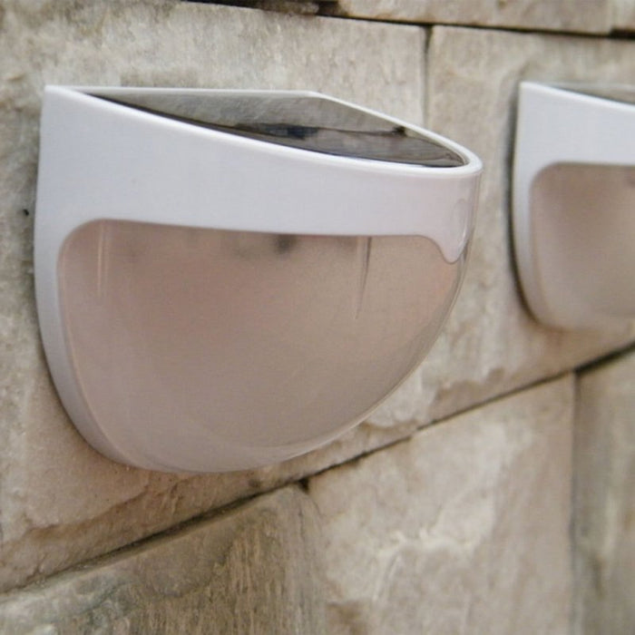 Decoramo Suri - Solar Powered Outdoor LED Light