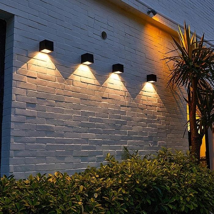 decoramo LED Wall Lamp Solar Light Sunlight Sensor IP65 Waterproof