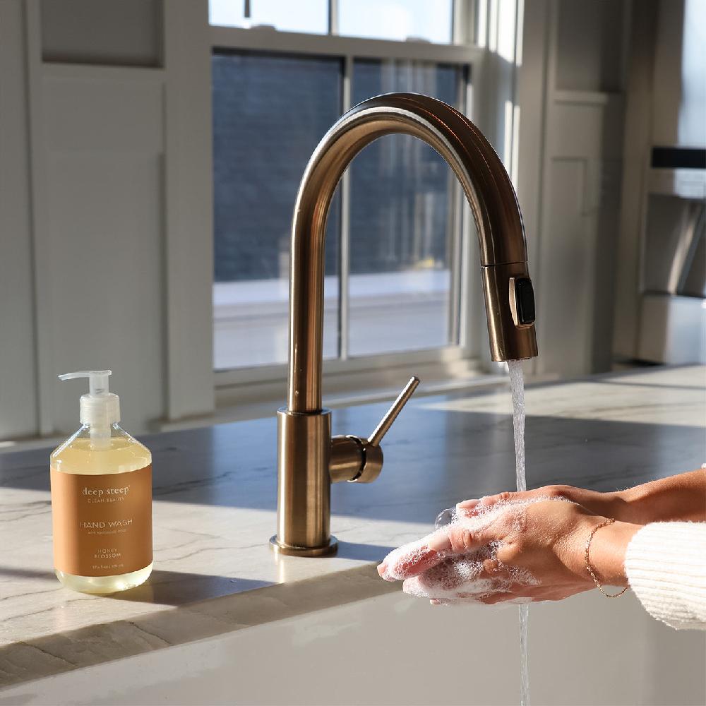 Deep Steep Honey Blossom Liquid Hand Wash