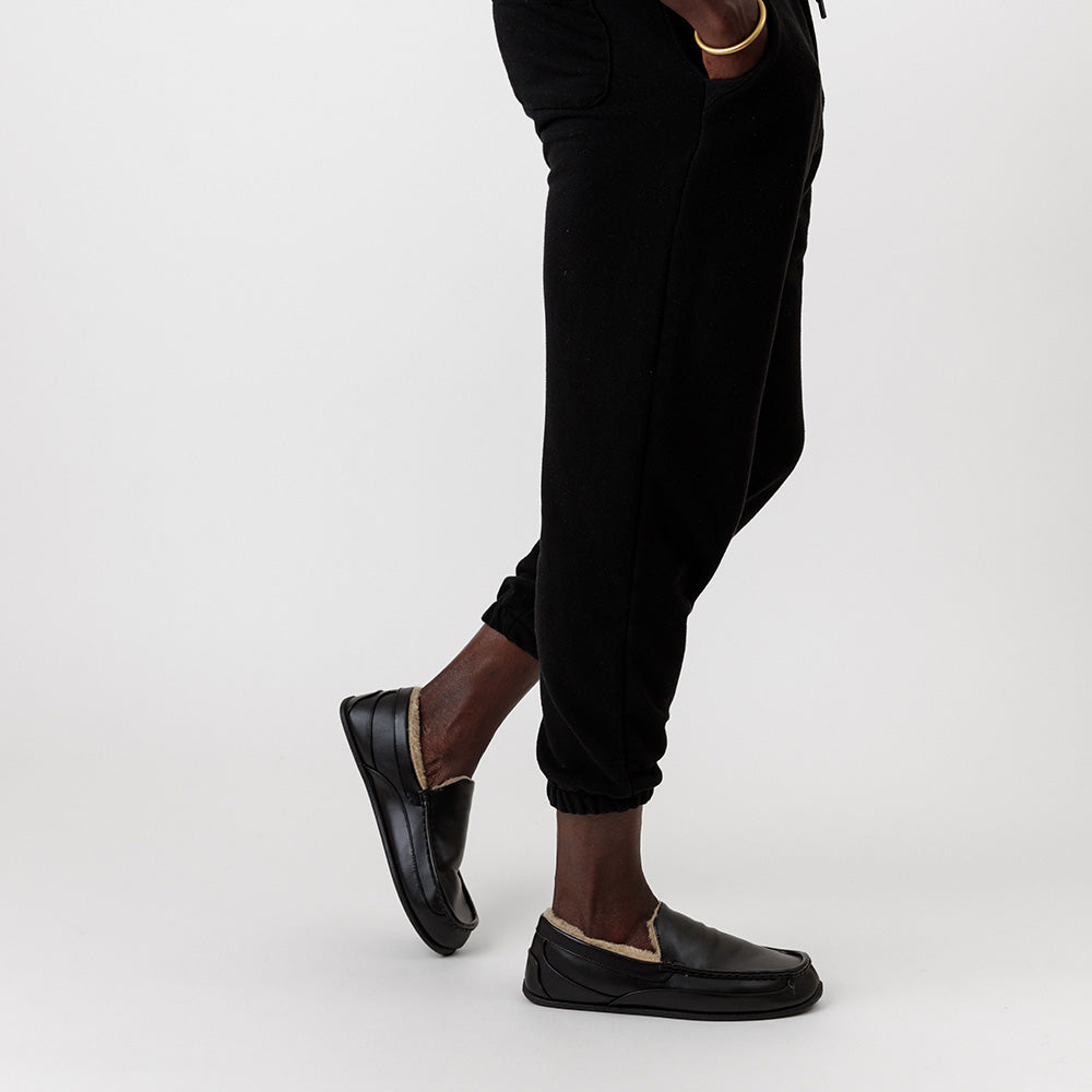 Deer Stags Deer Stags Spun Unisex Slipper In Black Faux Leather