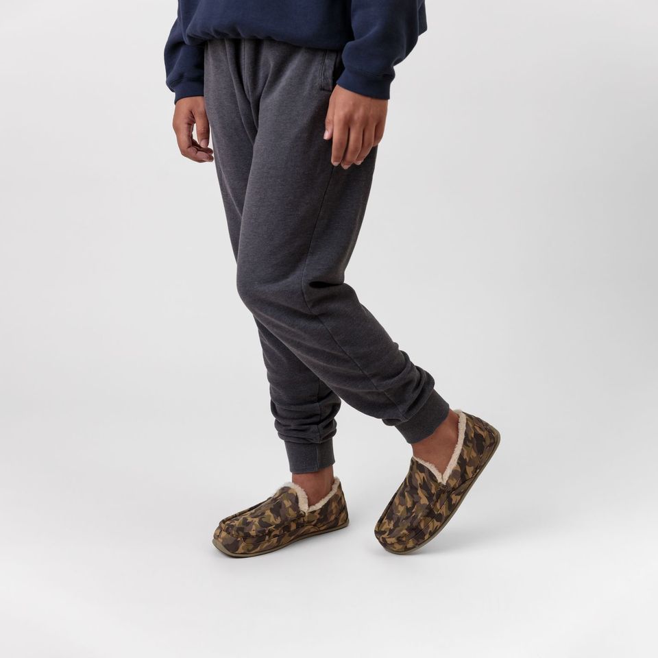 Deer Stags Deer Stags Spun Unisex Slipper In Brown Camo