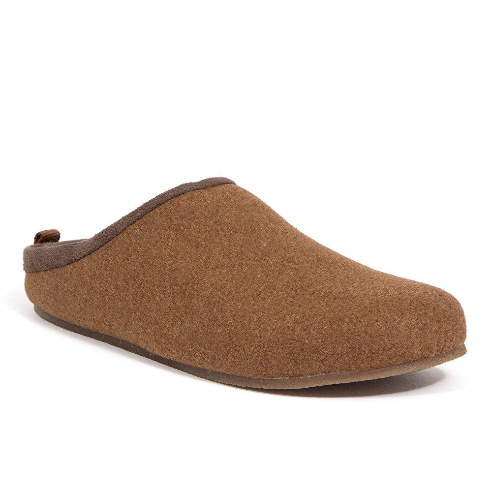 deer stags Deer Stags Unbound Unisex Slipper in Chestnut