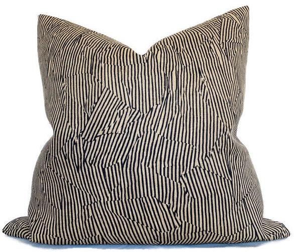 dekowe Avant Pillow Cover in Linen Black Kelly Wearstler Textiles