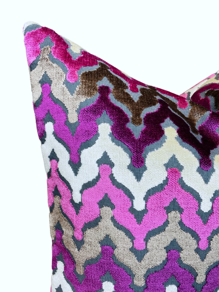 Dekowe Crestwood Mini Velvet Pillow Cover In Magenta