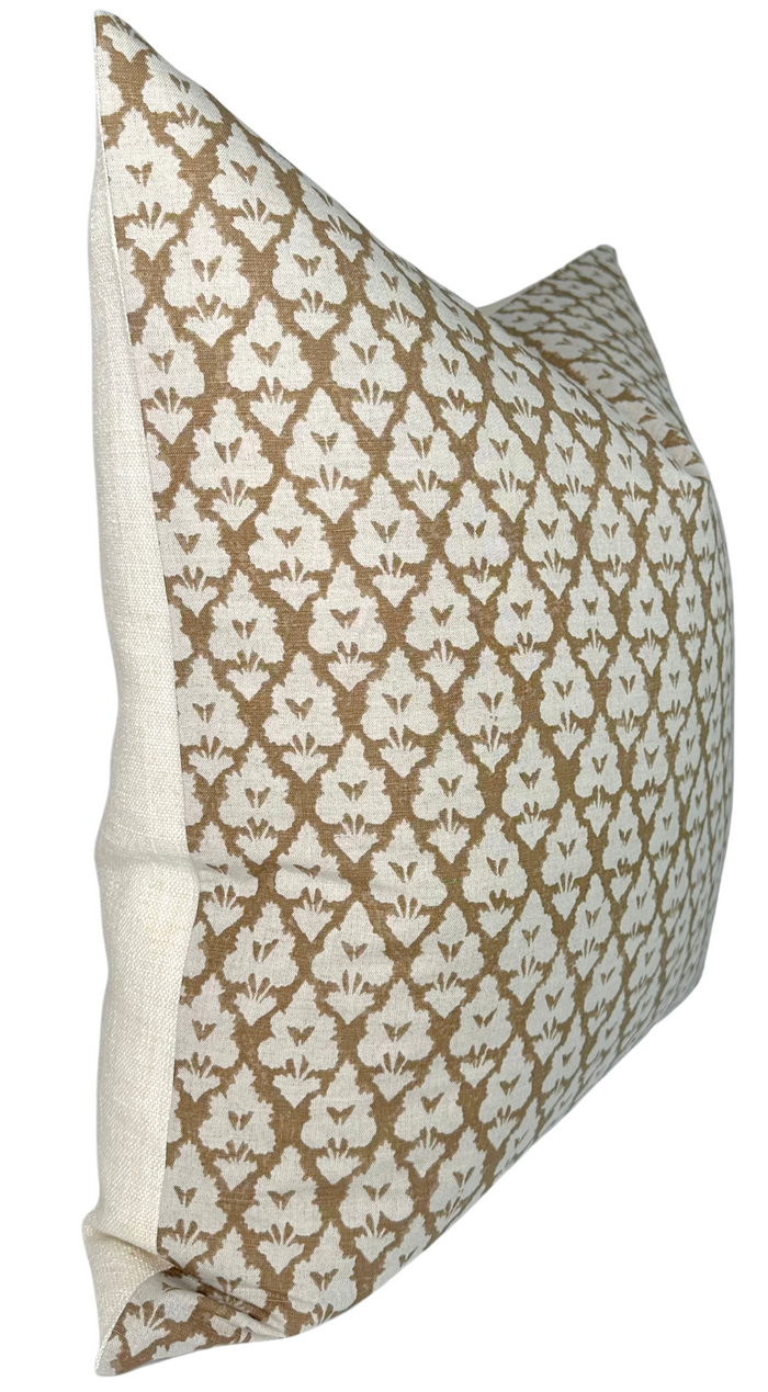 Dekowe Arboreta Pillow Cover In Brown