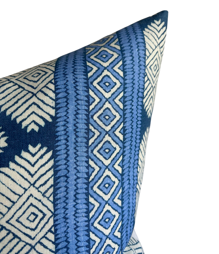 Dekowe Austin Pillow Cover In Navy Blue
