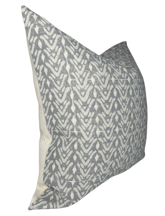 Dekowe Bellflower Pillow Cover In Cadet