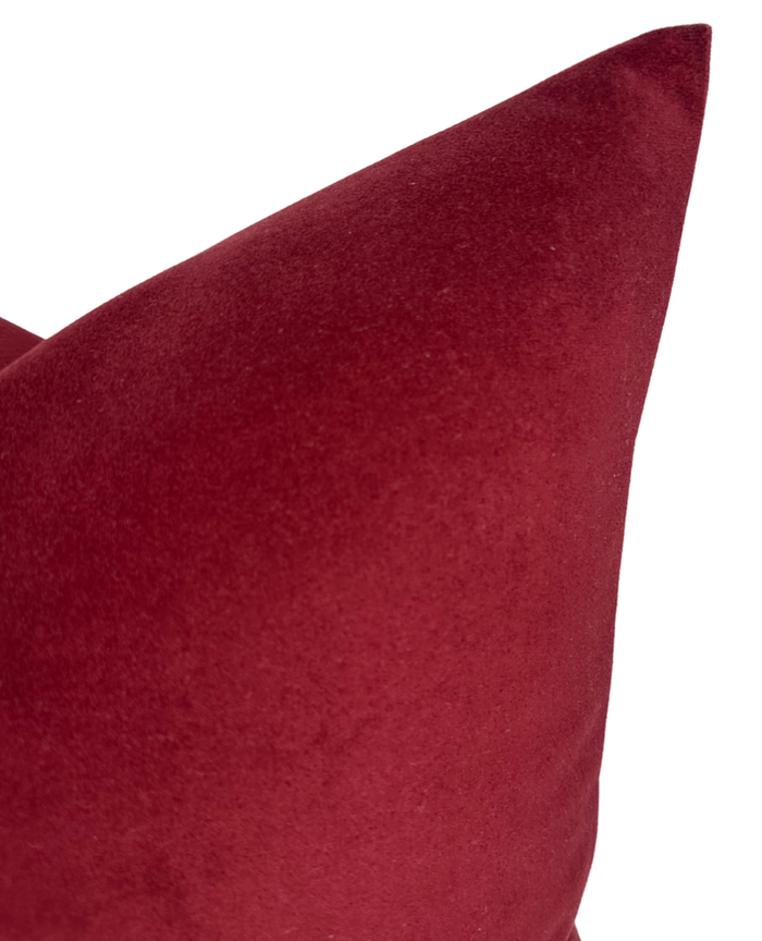 Dekowe Berry Velvet Pillow Cover