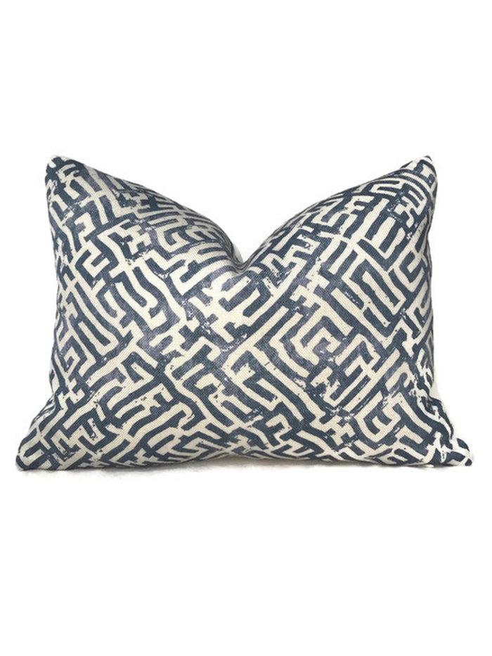Dekowe Byant Pillow Cover In Blue