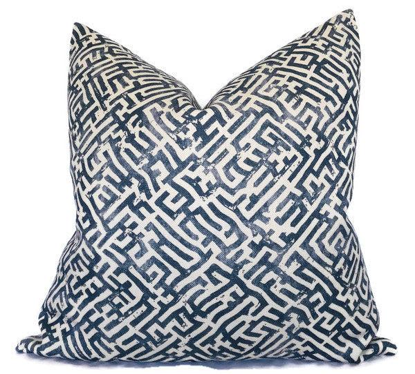 dekowe Byant Pillow Cover in Blue