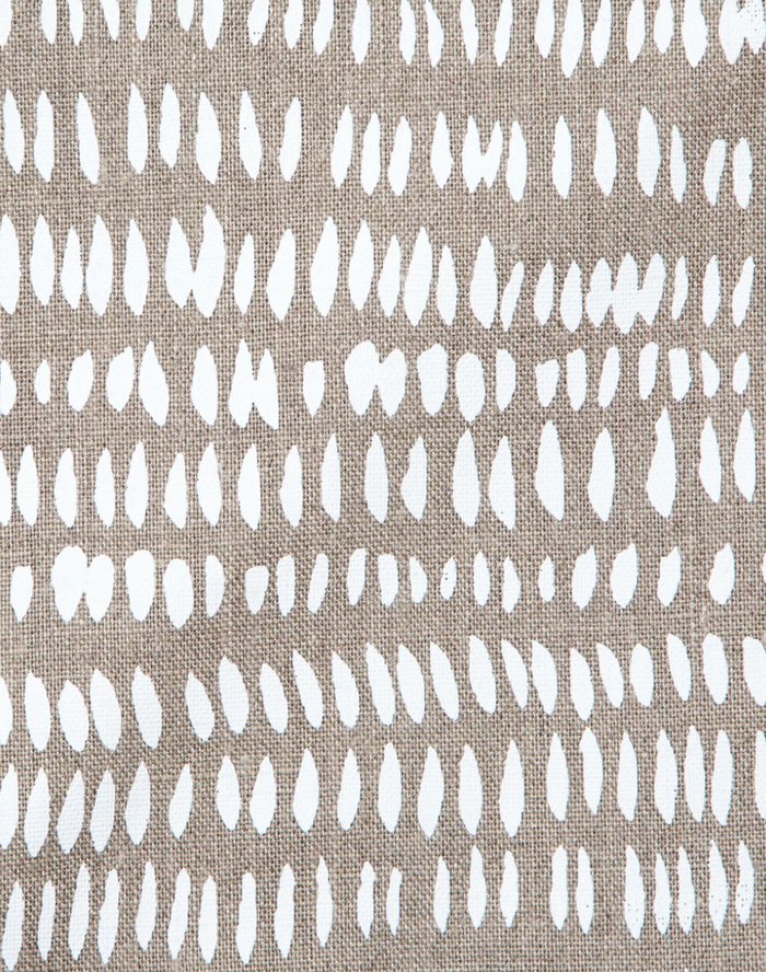 Dekowe Dashes Pillow Cover In White & Natural