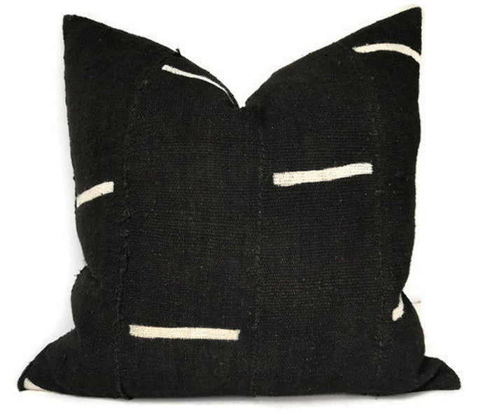dekowe Dashes Print Mudcloth Pillow Cover in Black