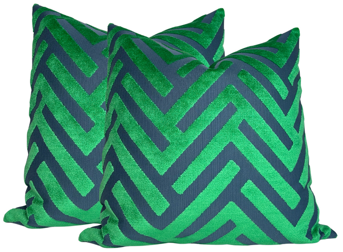 Dekowe Emerald Green Cut Velvet Pillow Cover