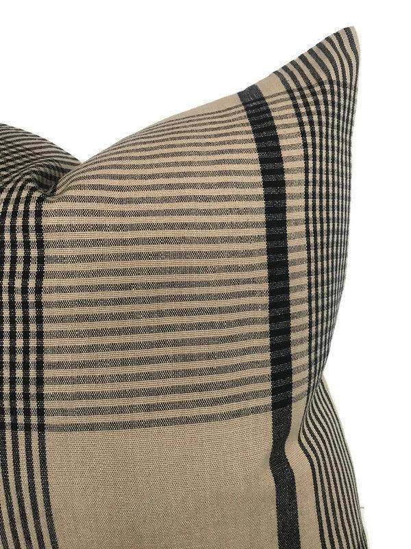 Dekowe Exodus Pillow Cover In Tan + Black