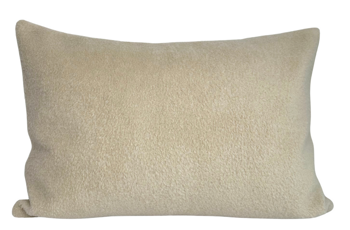 dekowe Fuzzy Wuzzy Pillow Cover in Tawny