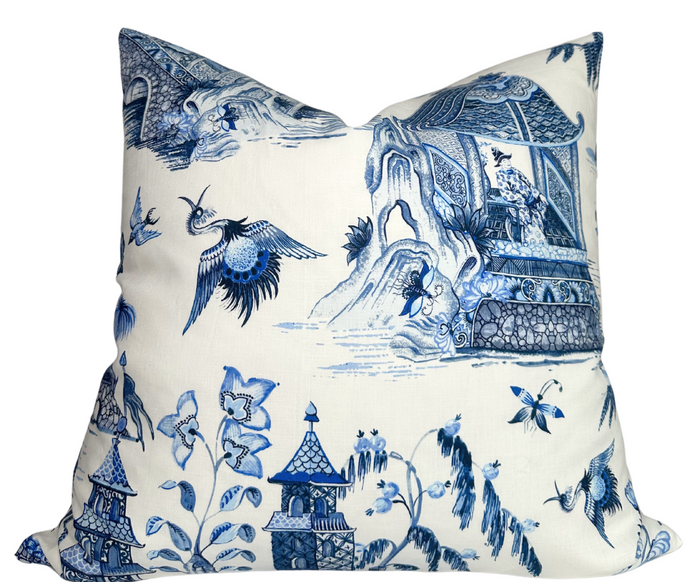 Dekowe Grand Palace Pillow Cover In Blue