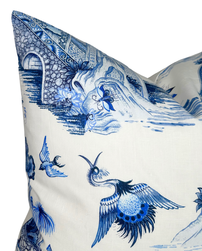 Dekowe Grand Palace Pillow Cover In Blue