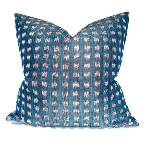 dekowe Gridded Ikat Pillow Cover in Blue Pink