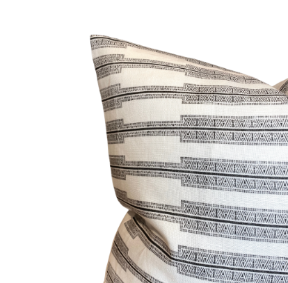 Dekowe Indro Pillow Cover In Kohl