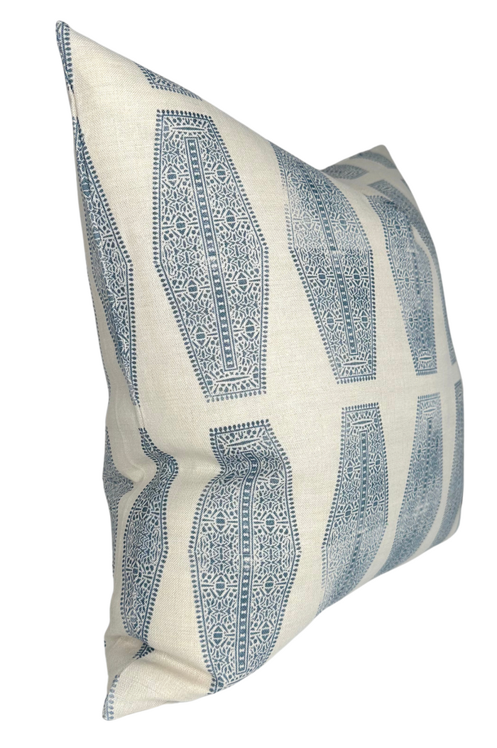 Dekowe Inlay Pillow Cover In Lake Blue