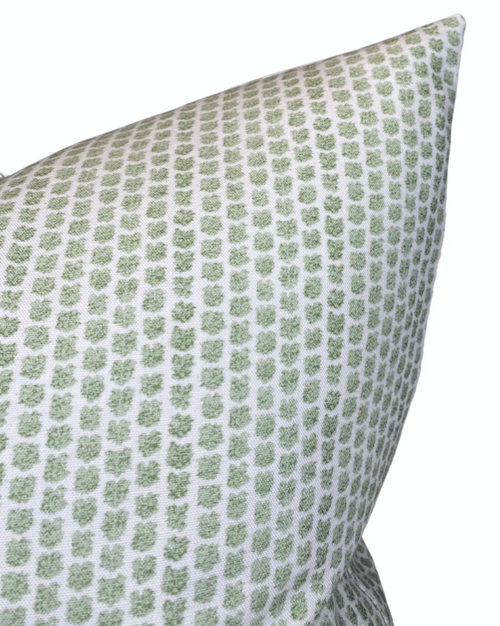 Dekowe Kaya Pillow Cover In Leaf Green