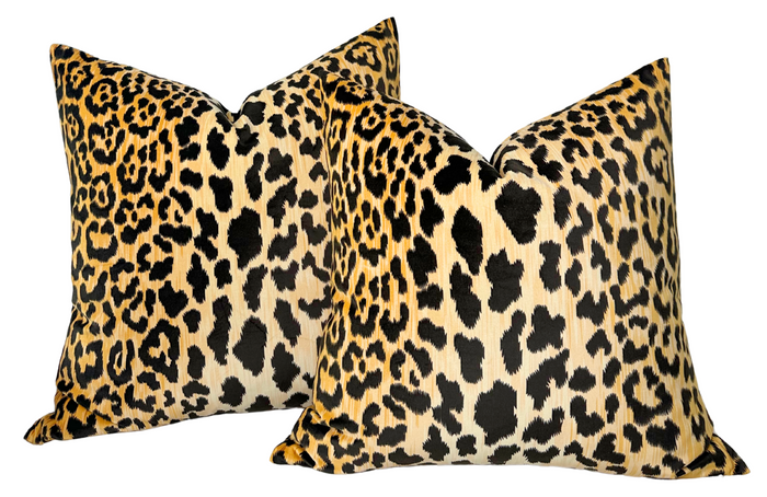 Dekowe Leopard Velvet Pillow Cover