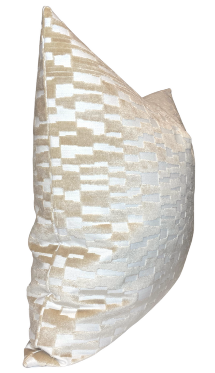 Dekowe Mod Velvet Pillow Cover In Tan