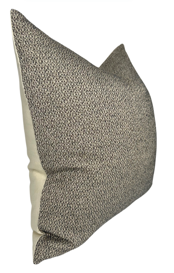 Dekowe Nubby Woven Pillow Cover In Charcoal