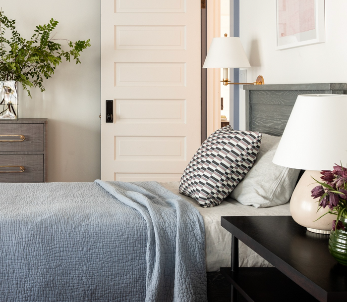 Dekowe Odon Pillow Cover In Purple