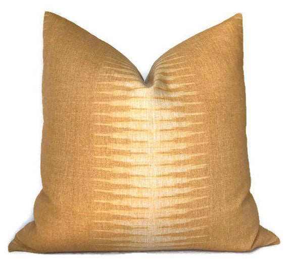 dekowe Peter Dunham Ikat Pillow Cover in Aurum