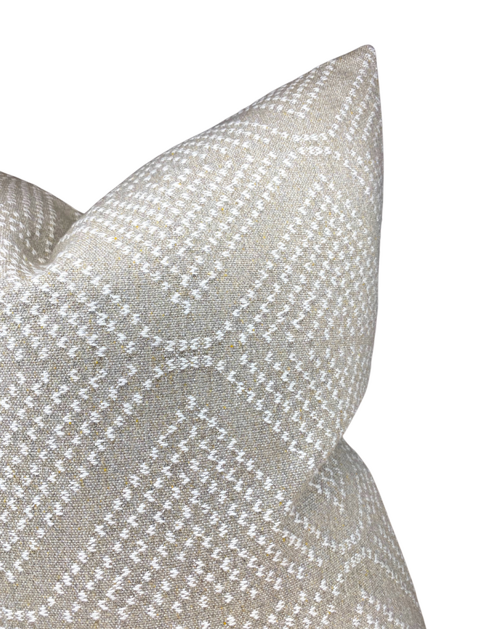 Dekowe Pyramids Woven Pillow Cover In Khaki