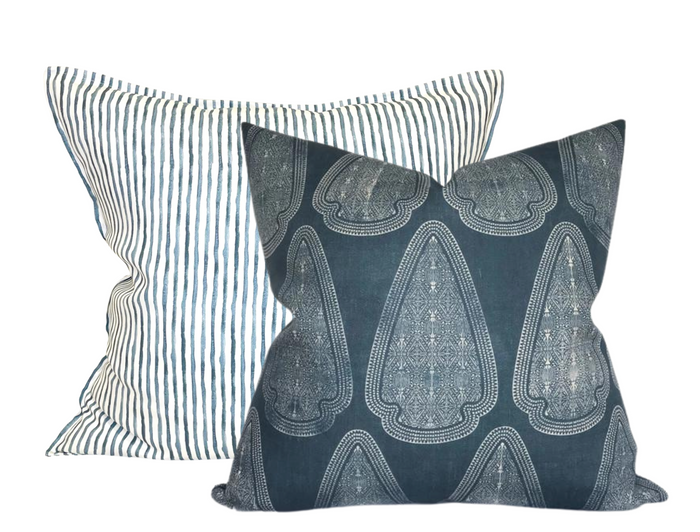 Dekowe Ripple Striped Pillow Cover In Indigo Blue