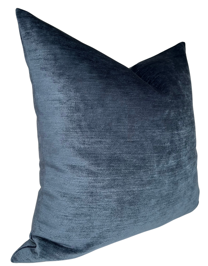 Dekowe Sapphire Velvet Pillow Cover