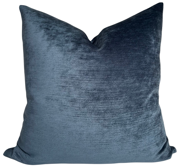 dekowe Sapphire Velvet Pillow Cover