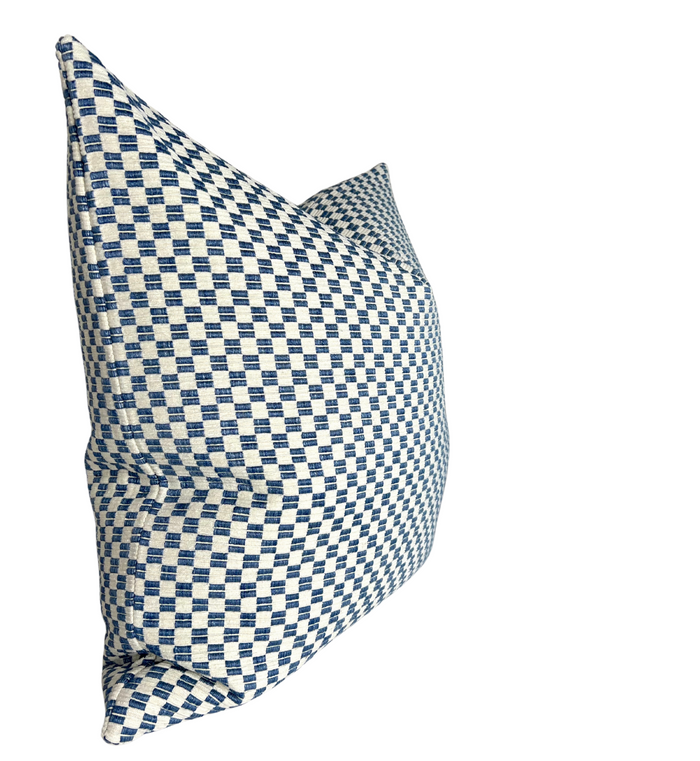 Dekowe Schumacher Elkhart Pillow Cover In Blue