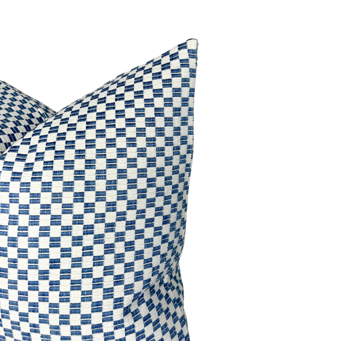 Dekowe Schumacher Elkhart Pillow Cover In Blue