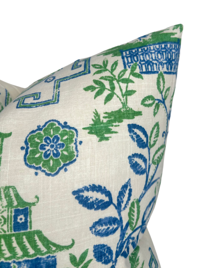 Dekowe Teahouse Toile Pillow Cover In Kelly Green