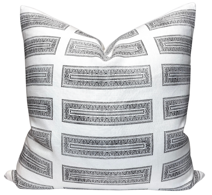 dekowe Temple Pillow Cover in Kohl