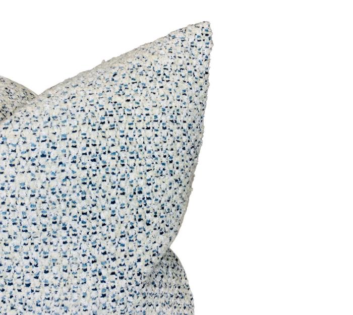Dekowe Tessellate Pillow Cover In Ivory Blues