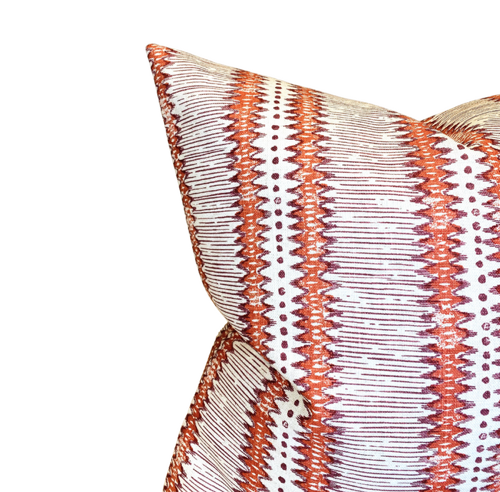 Dekowe Tribal Stripe Pillow Cover In Porphery