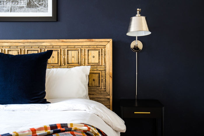 Dekowe Velvet Pillow Cover In Navy Blue