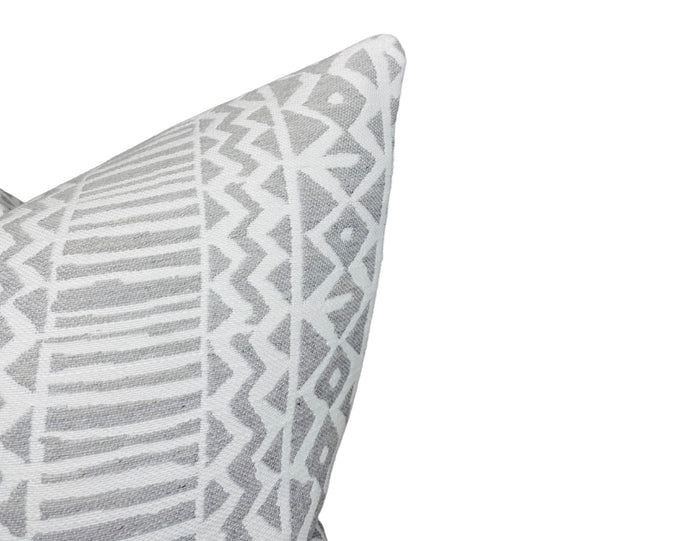 Dekowe Veranda Zigzag Pillow Cover In Silverbirch