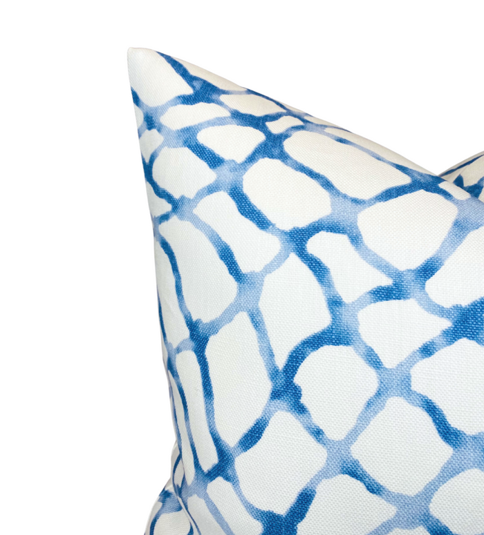 Dekowe Waterpolo Pillow Cover In River Blue
