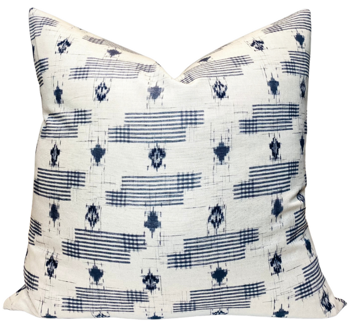 dekowe Yamah Pillow Cover in Blue Designer Pillows