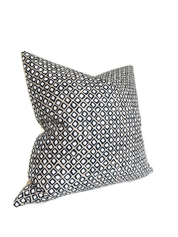 Dekowe Diamond Buti Pillow Cover In Chalk Walter G Textiles