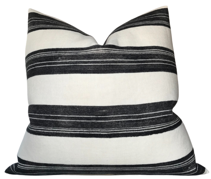 dekowe Kelly Wearstler Askew Pillow Cover in Ivory Onyx