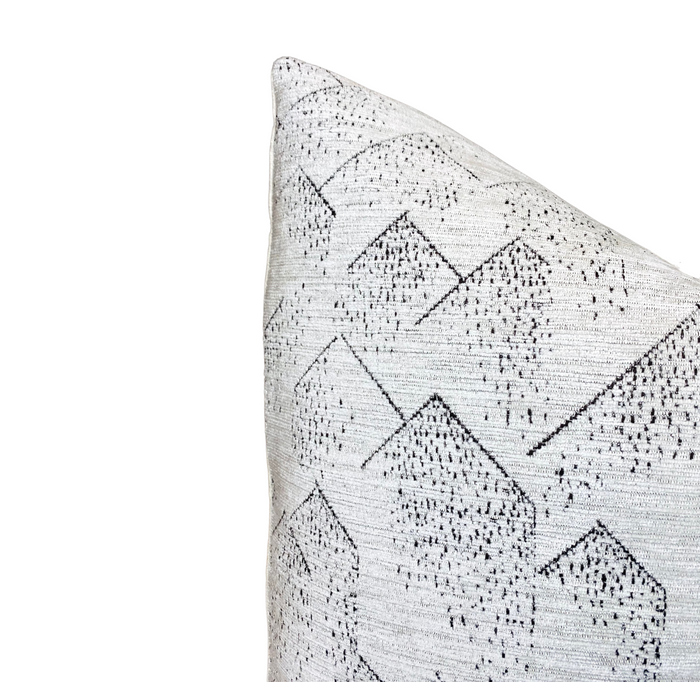 Dekowe Kelly Wearstler Brink Pillow Cover In Graphite Ivory