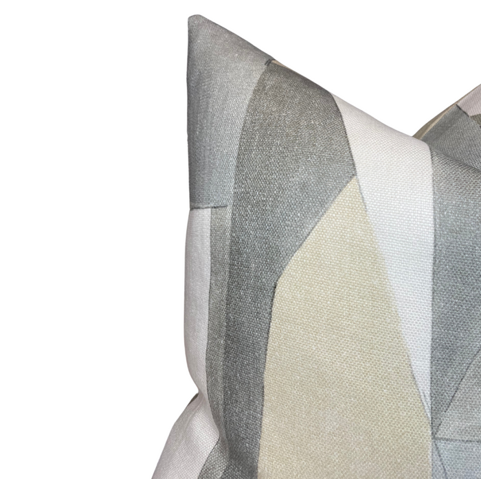 Dekowe Kelly Wearstler District Pillow Cover In Alabaster