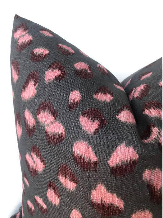 Dekowe Kelly Wearstler Feline Pillow Cover In Graphite Rose